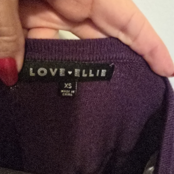 Elegant Purple Women's Dress - Picture 2 of 2